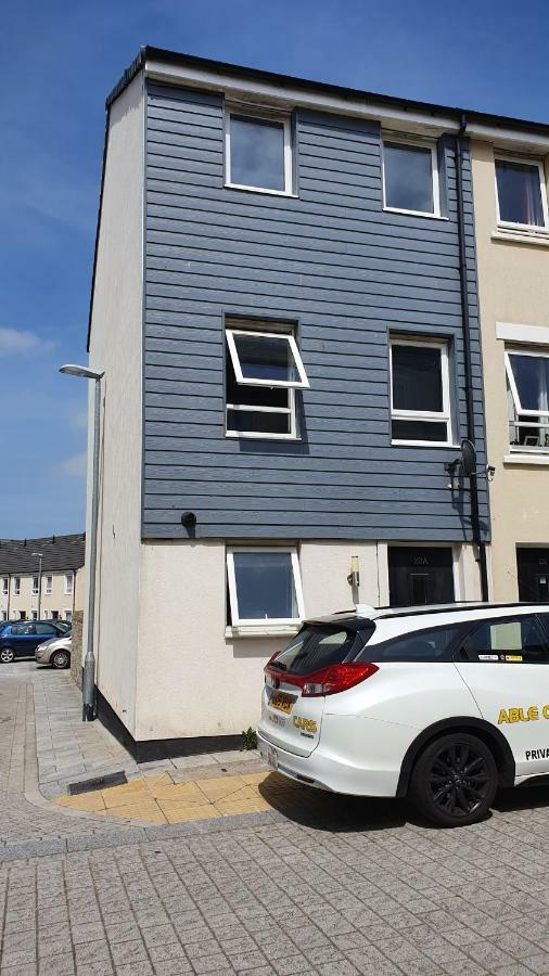 Kingsize Room Close To The A30 Camborne Pool Exterior photo